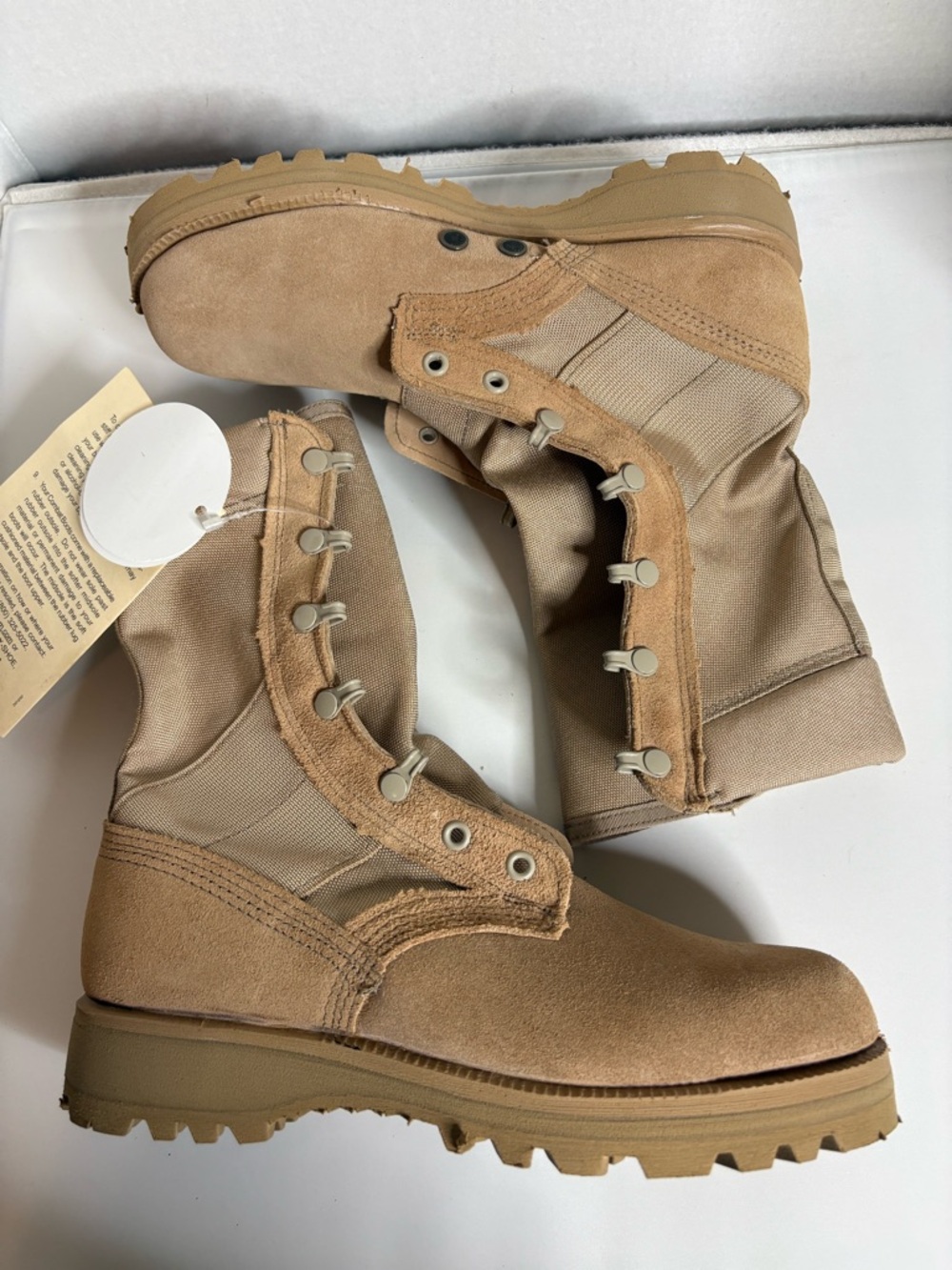 Vibram Tan Tactical Lace-Up Boots Army Combat Boots Warm Weather 6.5R No Laces